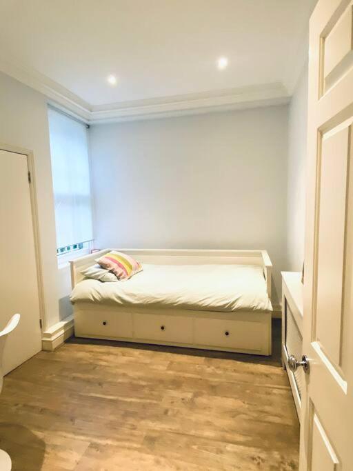 Beautiful 2 Bed/ 2 Bath Notting Hill Garden Flat Apartment London Exterior photo